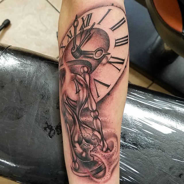 Tattoo of Clocks Eyes Back
