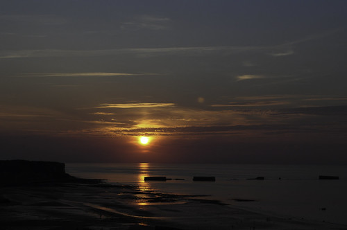Sunset Arromanches - Normandy, France by Lsnoeren88, ocean sunset red sea sun france water yellow clouds fire nikon horizon normandie frankrijk oceans ni