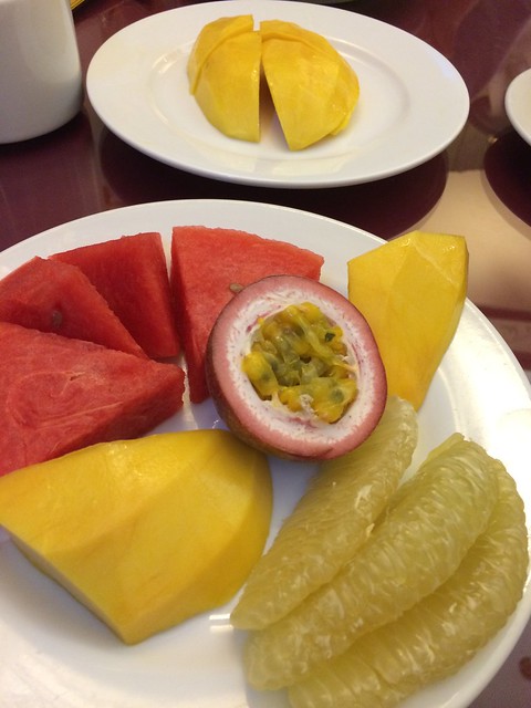 日, 2014-05-18 17:32 - ホテルの朝食のフルーツ