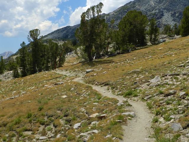 trail above Duck Lake