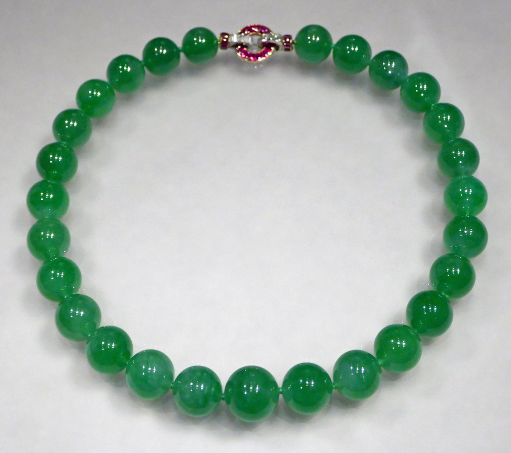 cartier jade bead necklace