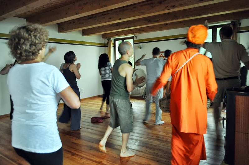 Tantra Yoga Ananda Marga Retreat: Verona | Using CANON D90: … | Flickr