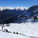 Pohled od horní stanice 4sedačky Wastenegg do hlavní lyžařské kotliny