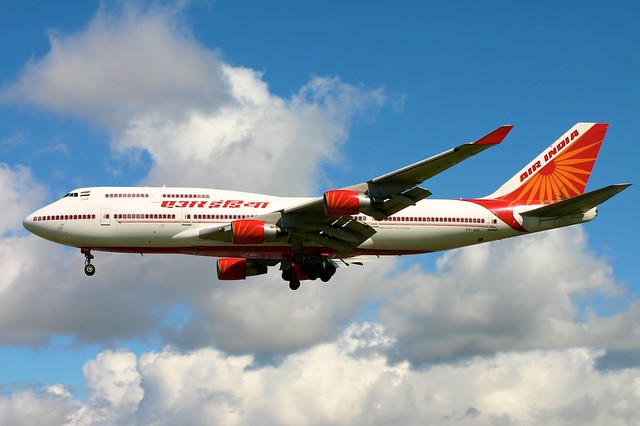 VT-AIS 747-400 Air India LHR 12.8.08