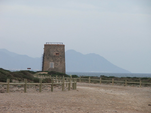 Torre Garcia frente a Cabo de Gata