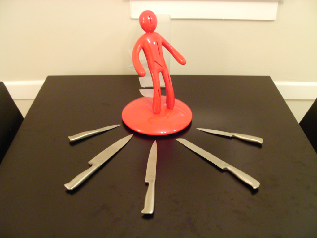 Voodoo Knives