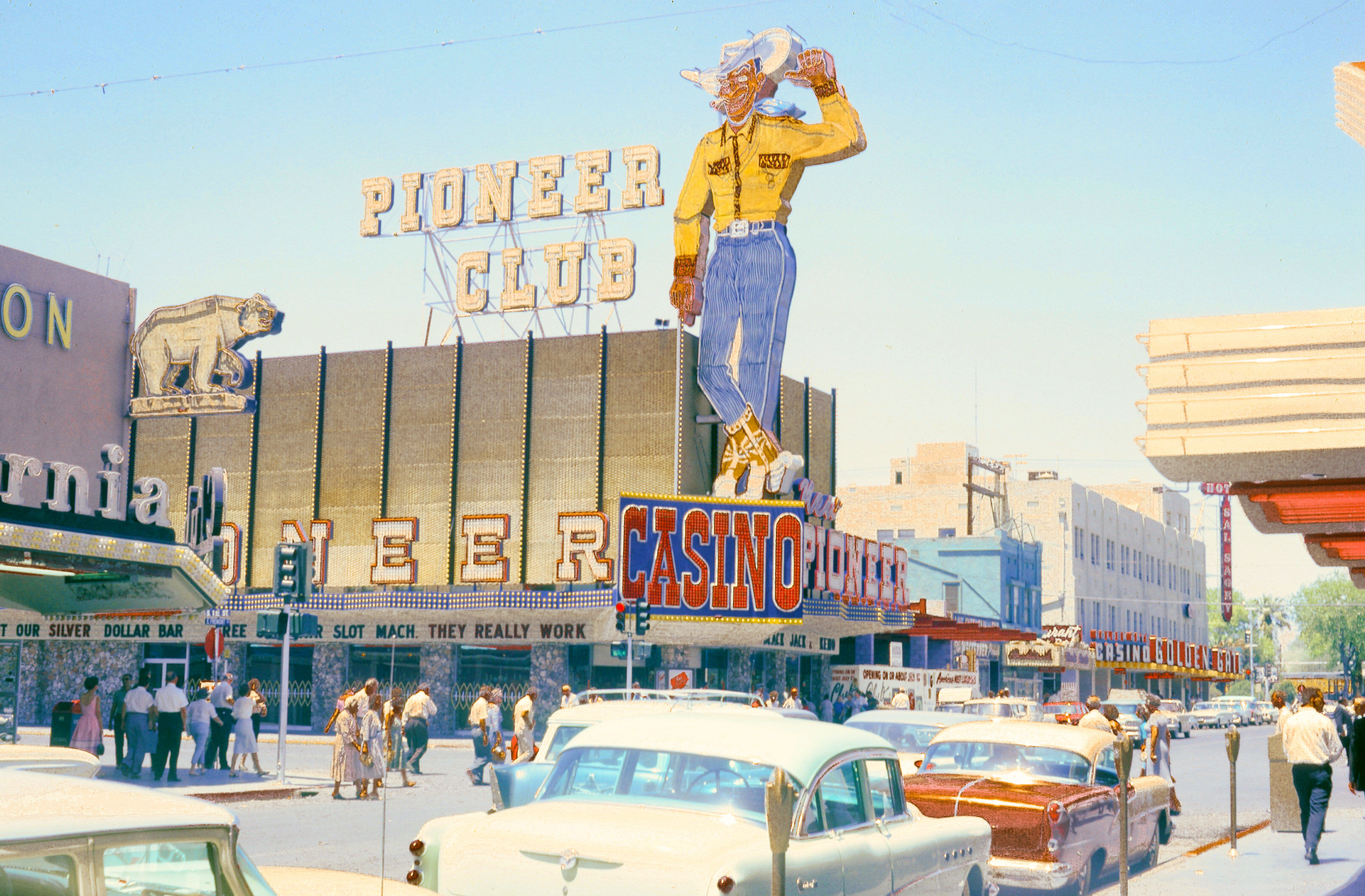 Pioneer Club - Vintage Vegas