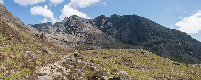 Looking back to Coire Lagan
