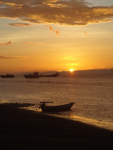 Dili - Timor Leste by Leo BH, dili timorleste