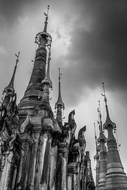 Picture of the Day #94 - In Dein Pagodas B&W 1