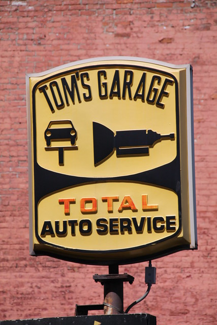Tom's Garage