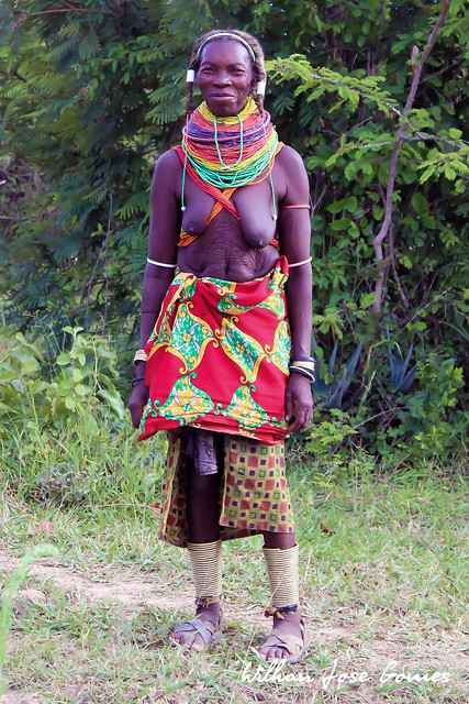 Senhora da Tribo Mumuila