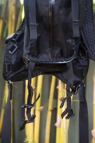 REVIEW: THE HAUSER 10L – Hydration Pack | Mission Workshop: … | Flickr
