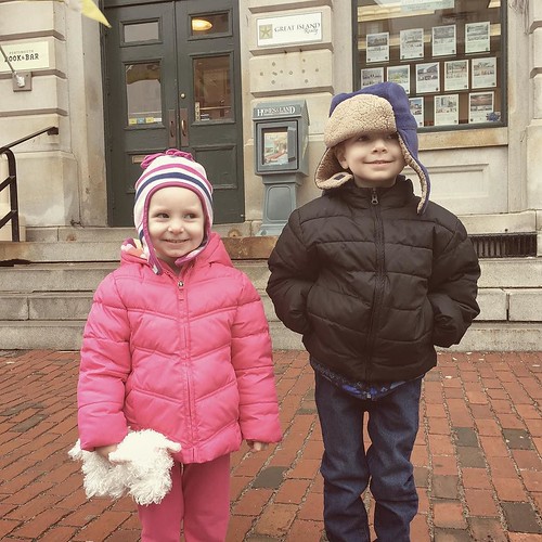 Took the kids to see Mama at work yesterday. This was how they waited while I paid the meter and placed the ticket on the dash. They generally love photo ops. #verenabean #oslofanclub #kidsofinstagram #prouddad #fathersday #portsmouthnh | by MyFriendDan