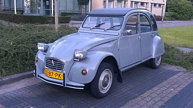 Citroën 2CV6