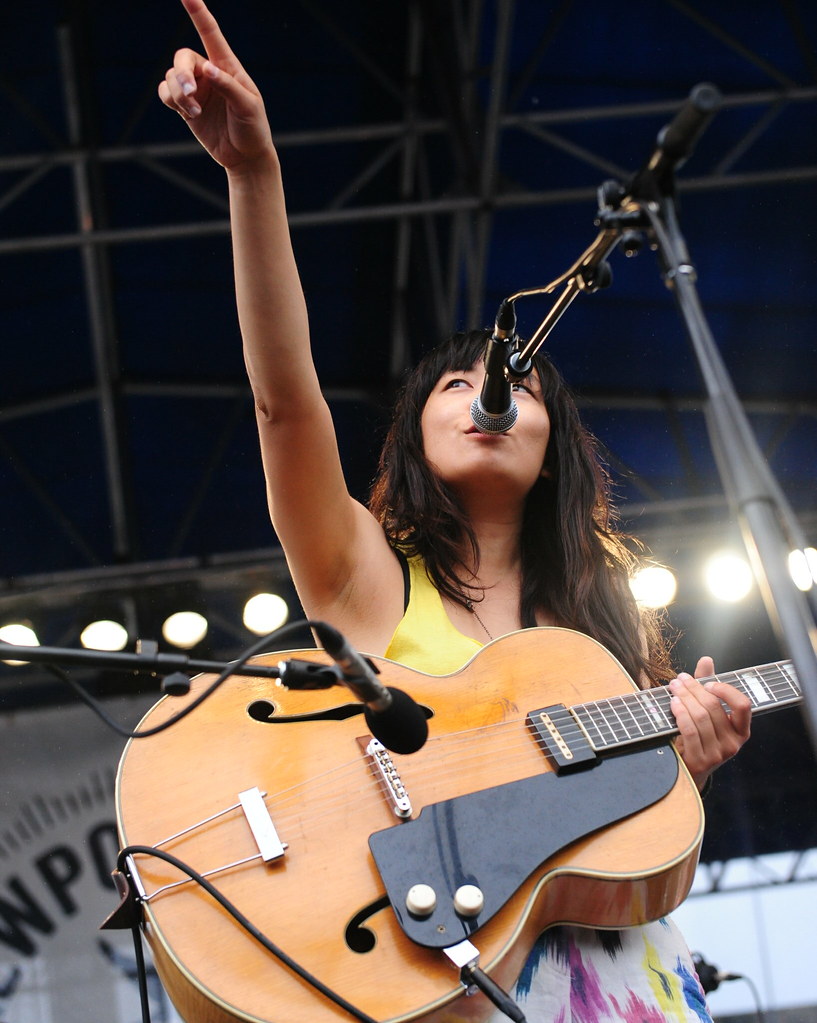Newport 2014: Thao and the Get Down Stay Down