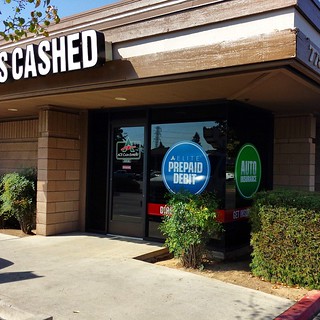 Ace Cash Express #4287, Fresno, CA, rear installation of w ...