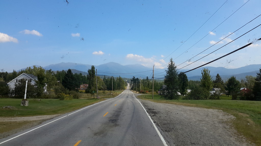 Mt Washington as seen through Charley's windshield - this is a BIG mountain and we're going to climb it tomorrow!