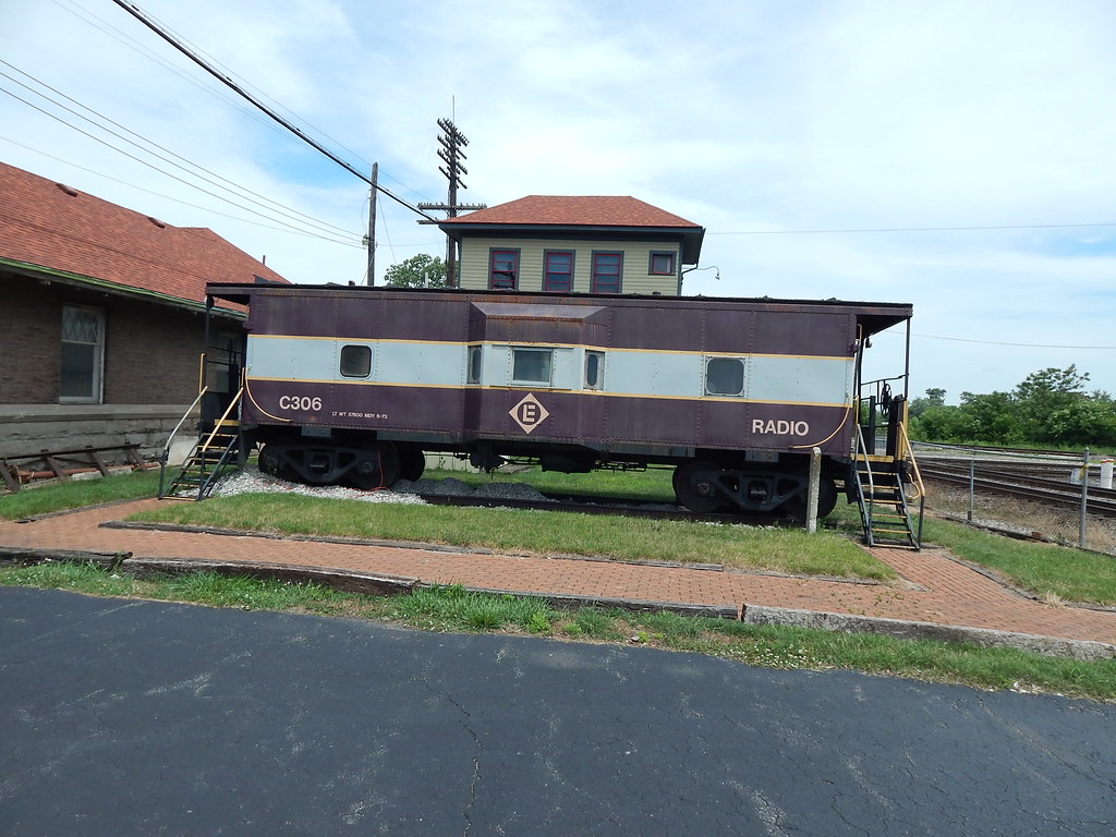 EL caboose at Marion Ohio