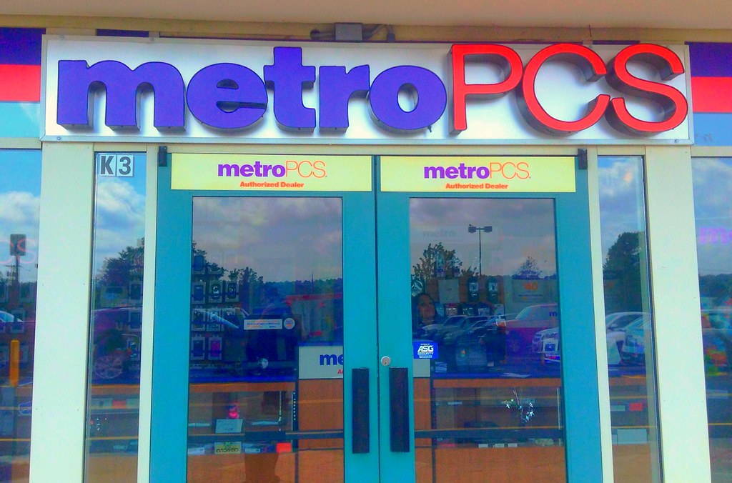 Metro PCS | Metro PCS Mobile Cell Phone Store. Hamden, CT. 8… | Flickr
