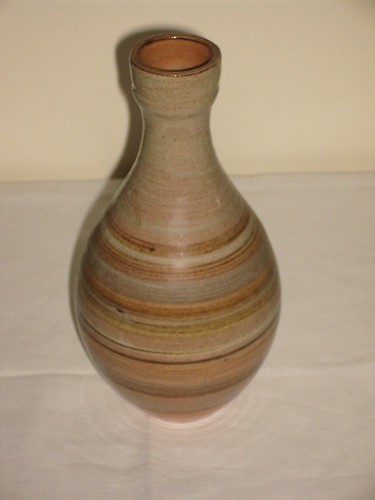 Vase with Thrumster Village Foil Label and "DH" | by fianelly