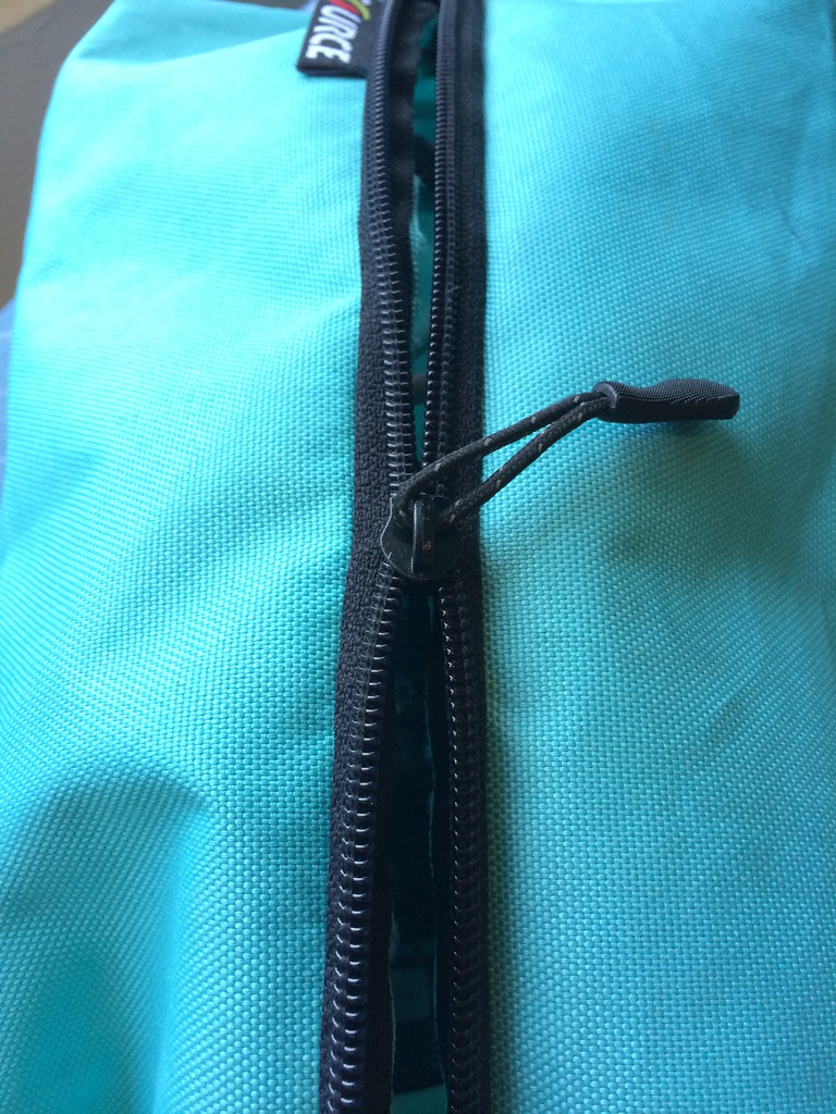 Source zipper broken | I swear that don't make them like the… | Kai ...