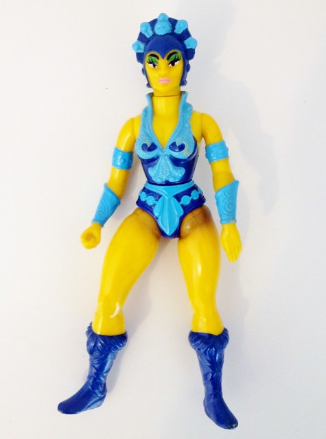 1983 He-Man Masters of the Universe - Evil-Lyn Action Figure
