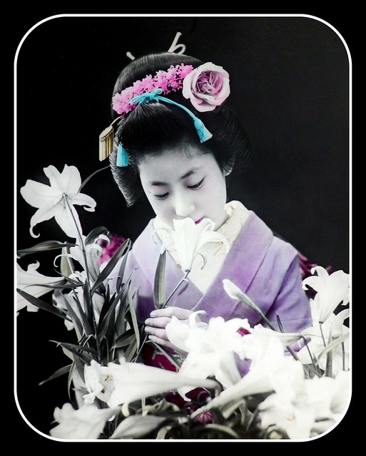 MAIKO ON BLACK WITH FLOWERS