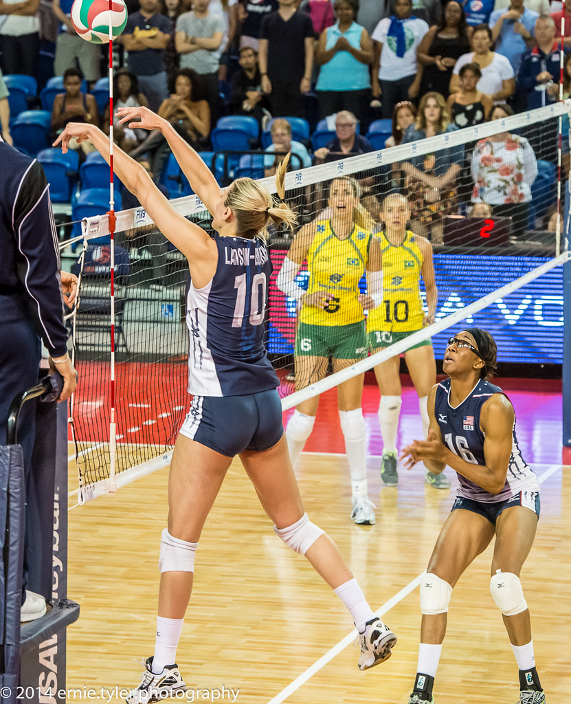USAVCUP_20140705_1357 | Jordan Larson-Burbach reaches far ov… | Flickr