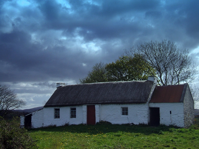 Old Irish Cottage & Out House