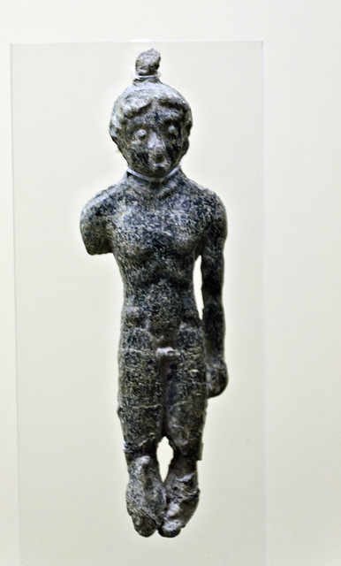 Lead weight in the form of a kouros
