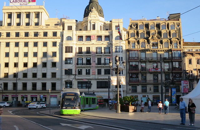 Bilbao tram IMG_6996