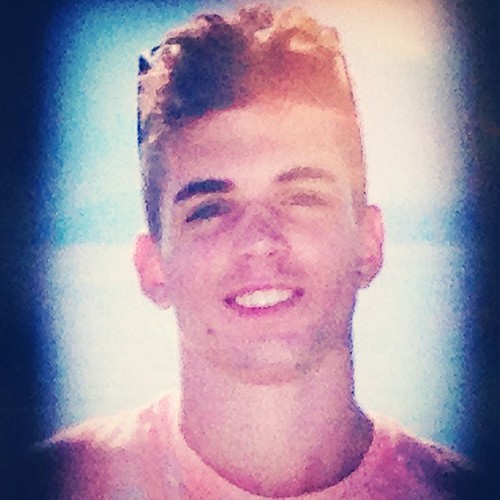 #selfie #summer #summertime #sun #TagsForLikes #hot #sunny #warm #fun #beautiful #sky #clearskys #season #seasons #instagood #instasummer #photooftheday #nature #TFLers #clearsky #bluesky #vacationtime #weather #summerweather #sunshine #summertimeshine #f | by dalmassobeppe