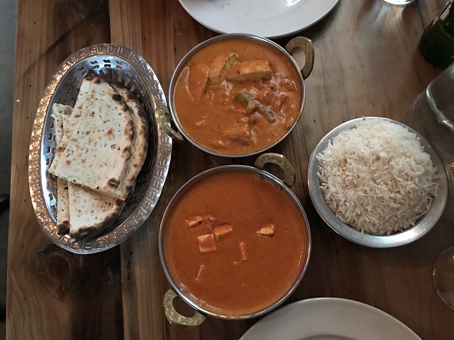 Austin: Lunch at G'Raj Mahal - Chicken Tikka Masala & Paneer Makhani