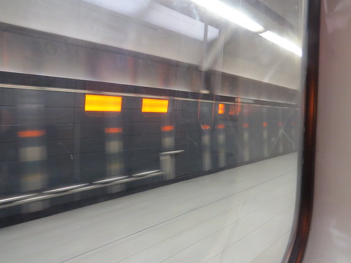 IMG_9045 | On northwest-bound Orange Line (Ligne Orange) tra… | Flickr