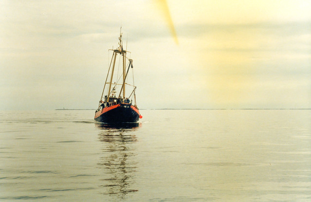 Voorpostenboot Vp 1110 'Hermann Hinrich' - berging kanon - 1996