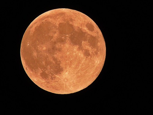 laluna moon supermoon explored harvestmoon sky night moonrise moonlight moonglow 9000views ninethousandviews 913798 fav favs favorites explore 10124984addg42719