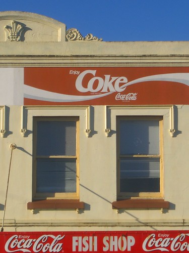 windows architecture advertising australia coke newsouthwales cocacola bathurst keppelstreet