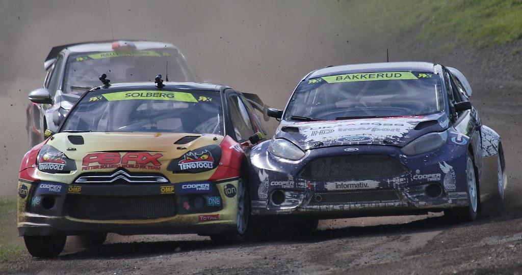 Image of Solberg vs. Bakkerud - 2014 Autosport World RX ( Rallycross ) of Great Britain - Lydden Hill Circuit - May 24/25