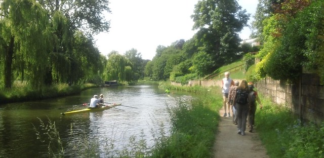Busy morning along the river Guildford
