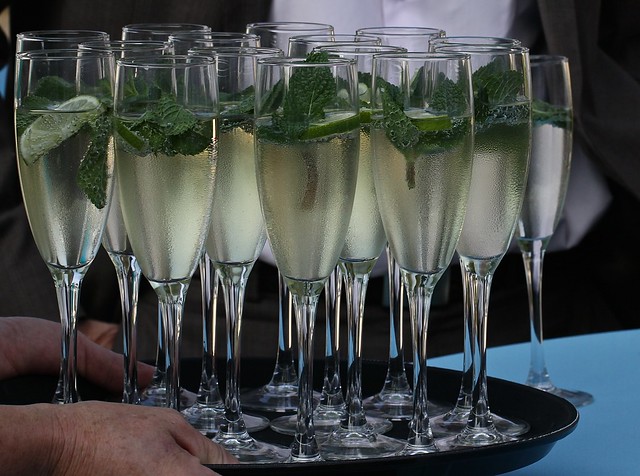 Prosecco, lime and mint