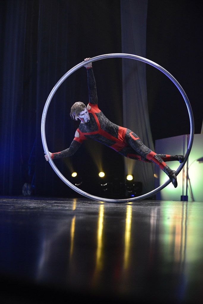 Circus Electronica, an aerial acrobatic circus experience | Flickr
