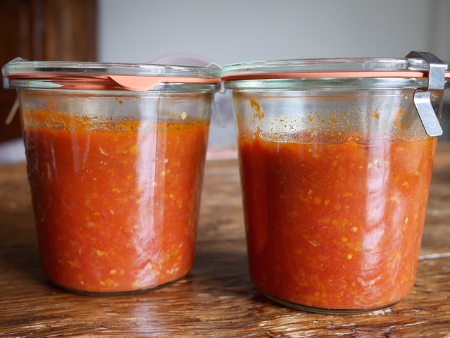 木, 2014-10-02 12:30 - tomato sauce