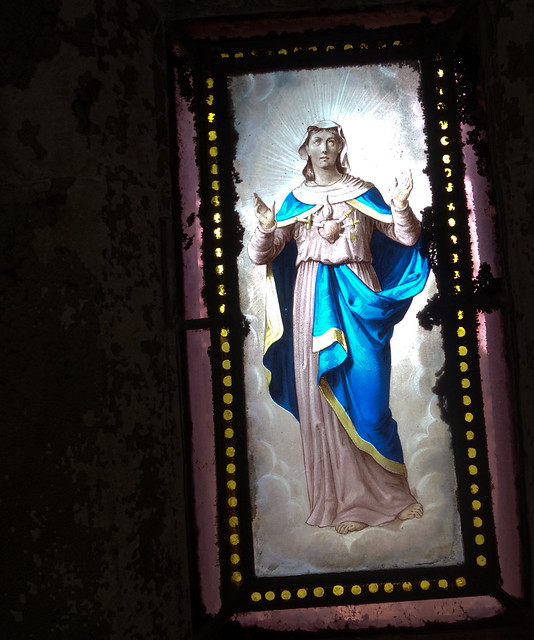 2014 - 10 - 02 - Virgin Mary Cimitiere Passy
