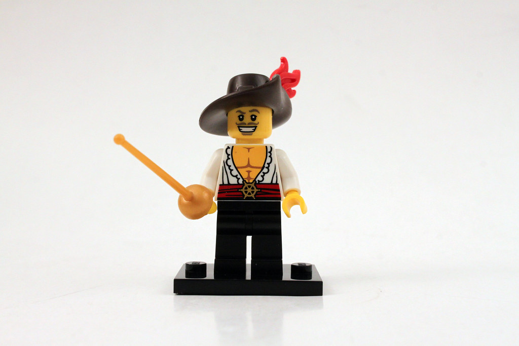 LEGO Collectable Minifigures Series 12 Swashbuckler col12-13 71007 Complete