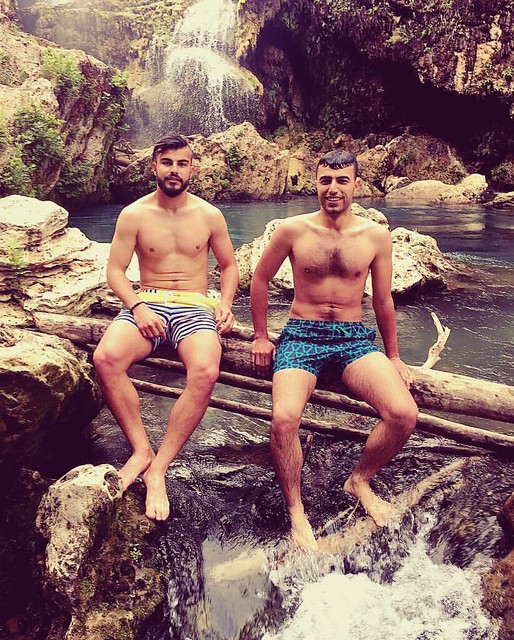 #turkish #shirtless #barefoot #gym #feet #hombros