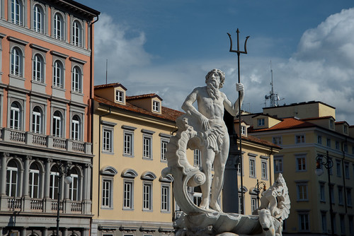 Trieste - Piazza della Borsa