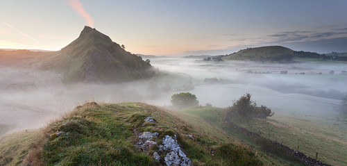 Parkhouse Hill Pre-dawn by Paul Newcombe, <b>Parkhouse Hill from Chrome Hill, Peak District, UK</b>

© 2014 Paul Newcombe. Don't use without p