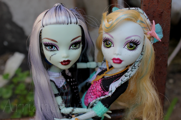 Monster High - Frankie Stein and Lagoona Blue