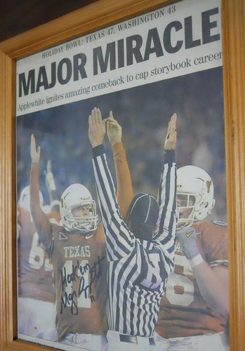 Texas Longhorns QB Major Applewhite Autographed Photo Holiday Bowl  December 28 2001